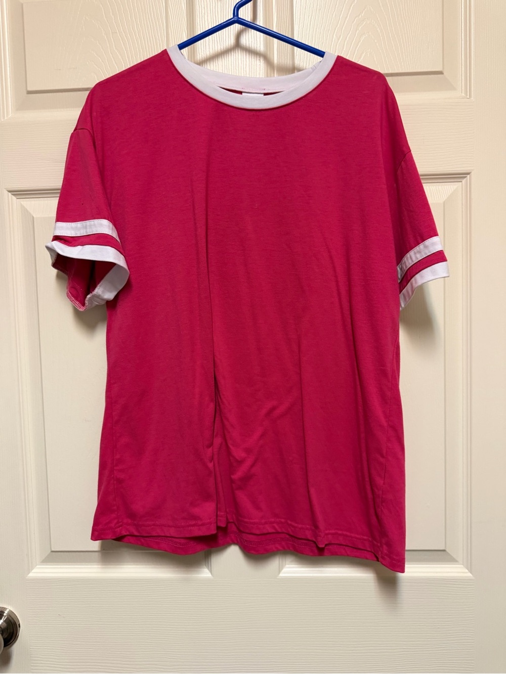 Classic Ringer Short Sleeve Tee in Bright Pink
